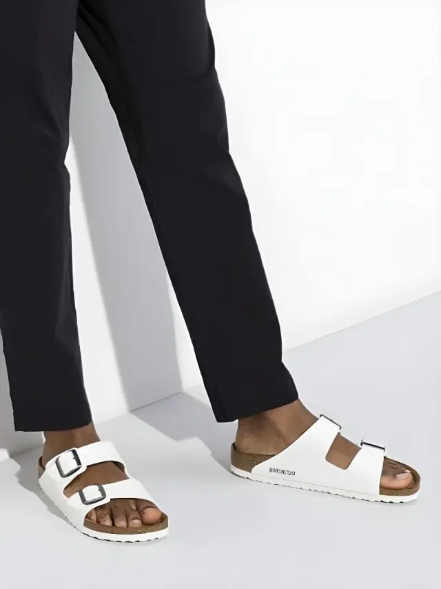 Birkenstock Πέδιλα Unisex Birko-Flor(ανθεκτικό υλικό της Birkenstock-επιτρέπει την επαφή με το νερό) Άσπρο BIR/ARIZONA 552683 WHITE N 2