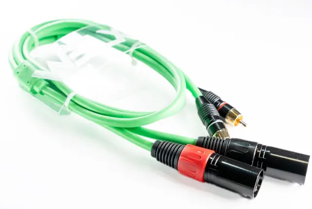 WELX Premium 2 X MALE XLR to 2 X MALE RCA Cable – 1.5m (CR) 3