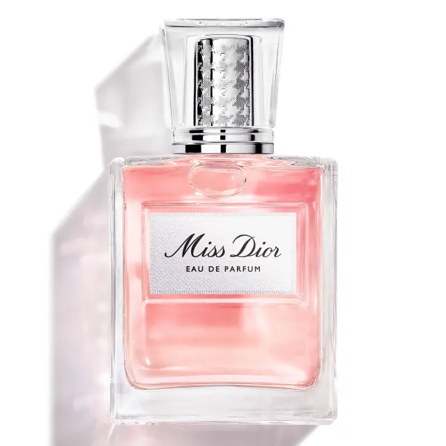 Miss Dior Eau De Parfum Roller-Pearl Floral, Vanilla, And Sensual Notes 20ml