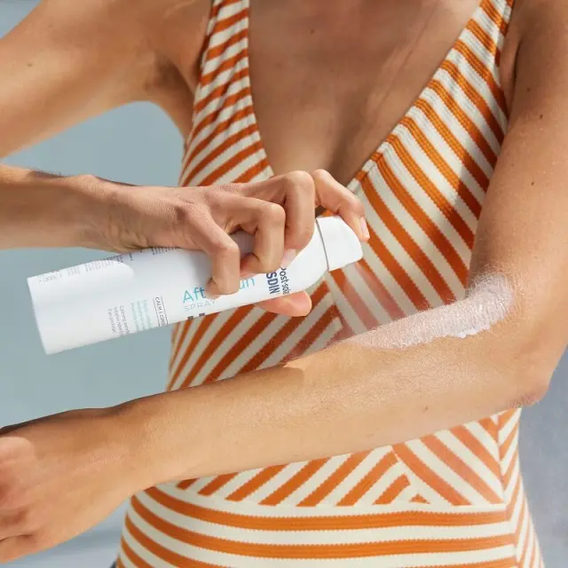 Isdin Post-solar After Sun Spray Καταπραϋντικό Γαλάκτωμα Σπρέι Σώματος για Μετά τον Ήλιο 200ml 3