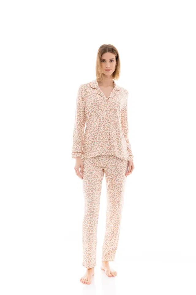 W1337 - Type - PYJAMA BUTTONED CINNAMON LEO 3