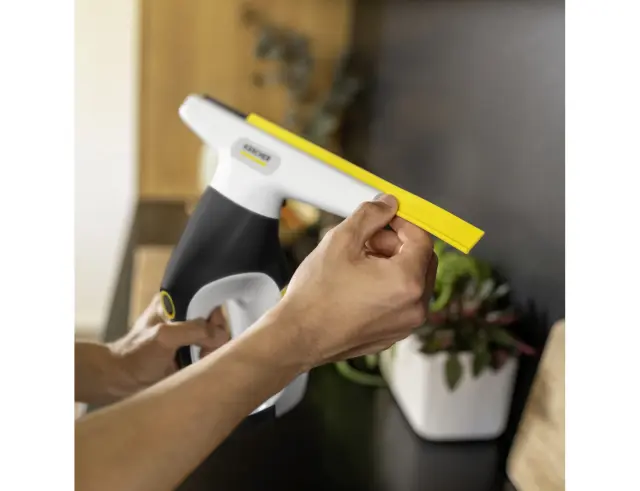 Καθαριστής Τζαμιών Karcher WV 3 Comfort Care 1.633-690.0 με χωρητικότητα κάδου 200ml1.633-690.0 3