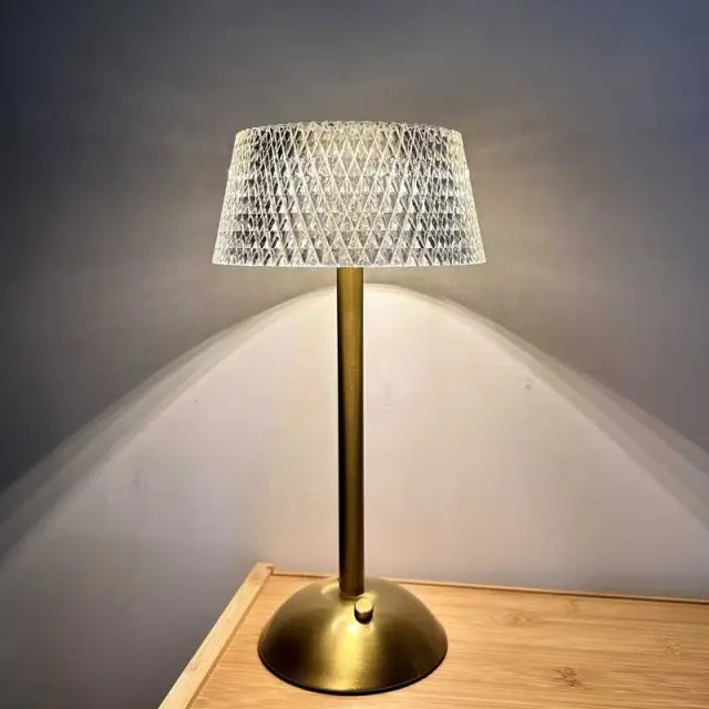 Επαναφορτιζόμενο επιτραπέζιο φωτιστικό LED - 43-5 - 430163 - Gold 3