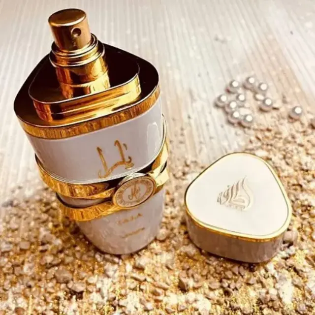 Lattafa Yara Moi Eau de Parfum, Αραβικό Γυναικείο Άρωμα με Γιασεμί, Σανταλόξυλο, Ροδάκινο και Καραμέλα 100ml 3