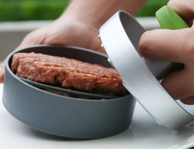 Πρέσα για Burger Outdoorchef με διαστάσεις 12x12x6.5cm14.491.32 3