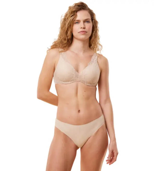 Triumph Body Make-Up Illusion Lace Highleg Tai γυναικείο σλιπάκι 10219711-00NZ