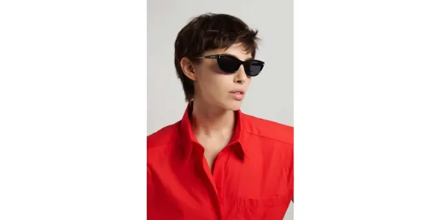Dsquared2 Unisex Γυαλιά Ηλίου με Μαύρο Σκελετό και Γκρι Φακό D2 0209/G/S 807/IR 2