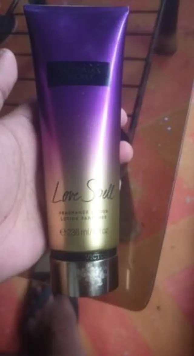 Victoria's Secret Love Spell Ενυδατική Lotion Σώματος 236ml