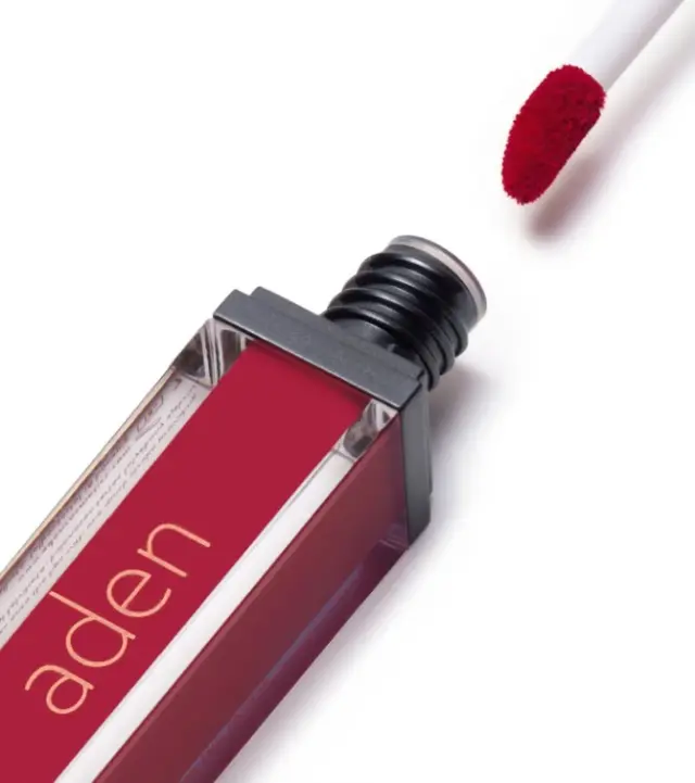 ADEN LIQUID LIPSTICK 09 RUSSIAN RED 8GR 2