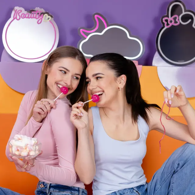 INNOGIO ΚΑΘΡΕΦΤΗΣ ΚΑΛΛΥΝΤΙΚΩΝ ΜΕ NEON LED ΦΩΤΙΣΜΟ CLOUD 2