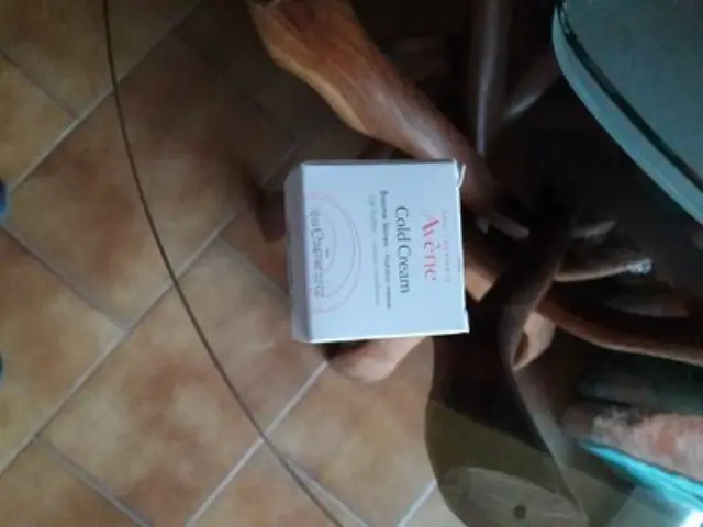 Avene Eau Thermale Cold Cream Baume Levres Βάλσαμο Χειλιών Cold Cream, 10ml