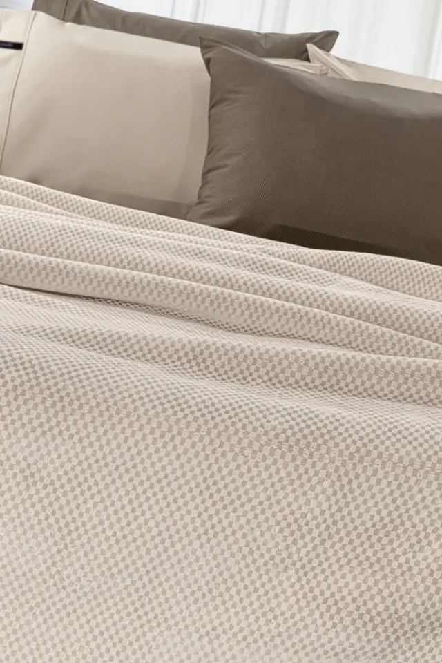 ΚΟΥΒΕΡΤΑ ΜΟΝΗ (160x220) CHEVAL PERLA GUY LAROCHE 2