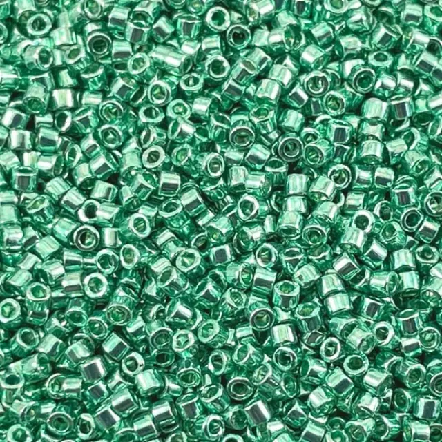 Χάντρα Miyuki Delica 11/0 - DB426 - Galvanized Dyed Medium Green ~7gr