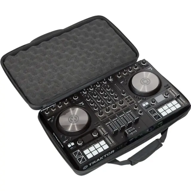 WALKASSE W-MCB-S4MK3 Shockproof Eva Case NI® TRAKTOR KONTROL S4MK3 Black . 3