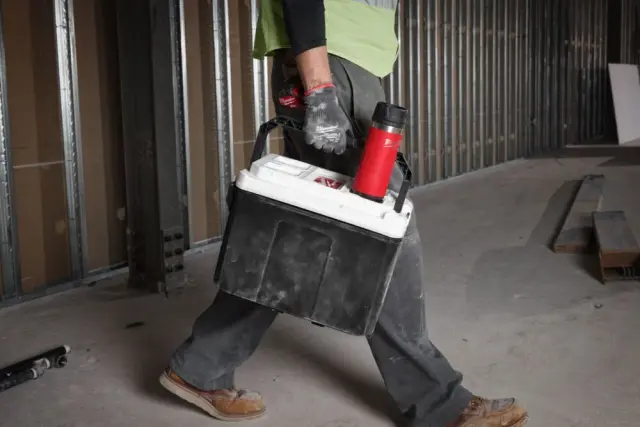 Milwaukee 4932493473 - PACKOUT™ ΚΟΥΠΑ ΘΕΡΜΟΣ ΜΕ ΚΑΠΑΚΙ ΠΟΣΗΣ 530 ml ΚΟΚΚΙΝΗ 3