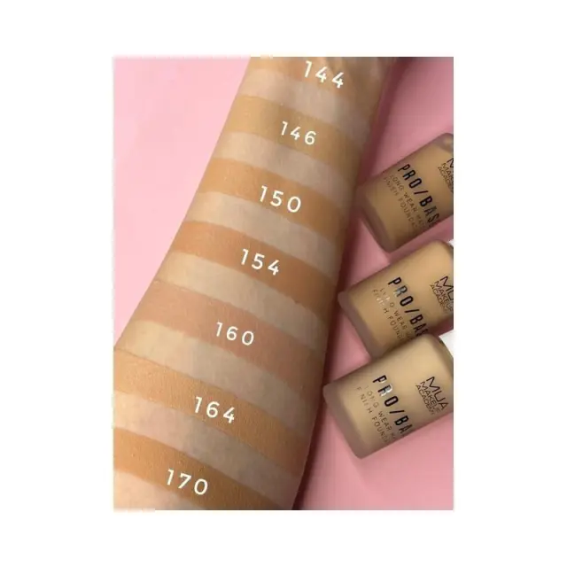 MUA Pro Base Long Wear Matte Finish Liquid Foundation 146 30ml 3