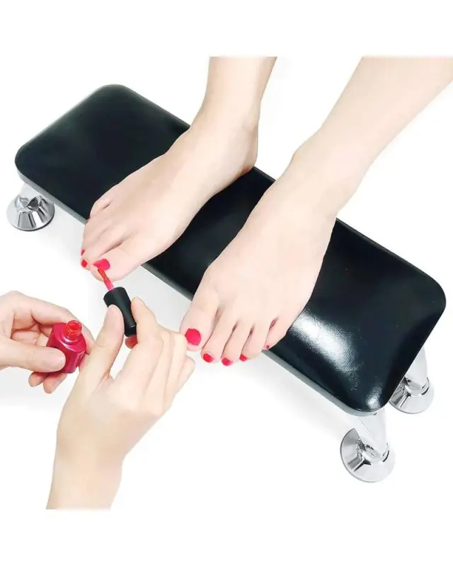 Σκαμπό manicure δερμάτινο με ανοξείδωτη βάση και αντιολισθητική επιφάνεια ΜΑΥΡΟ