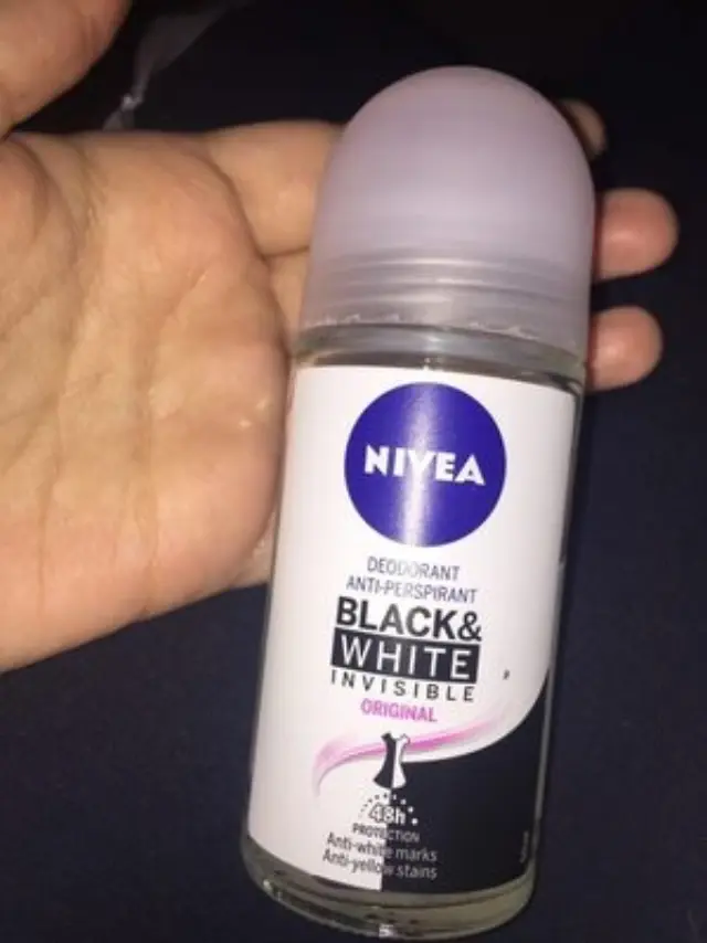 Nivea Black & White Invisible Original Anti-perspirant Αποσμητικό 48h σε Roll-On 50ml