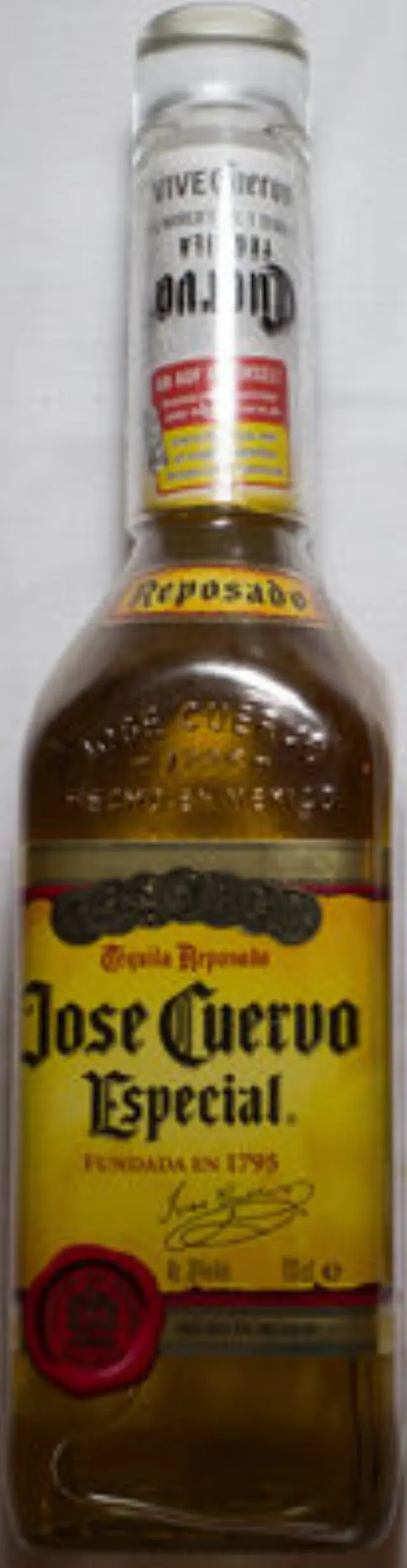 JOSE CUERVO ESPECIAL REPOSADO TEQUILA 700ml
