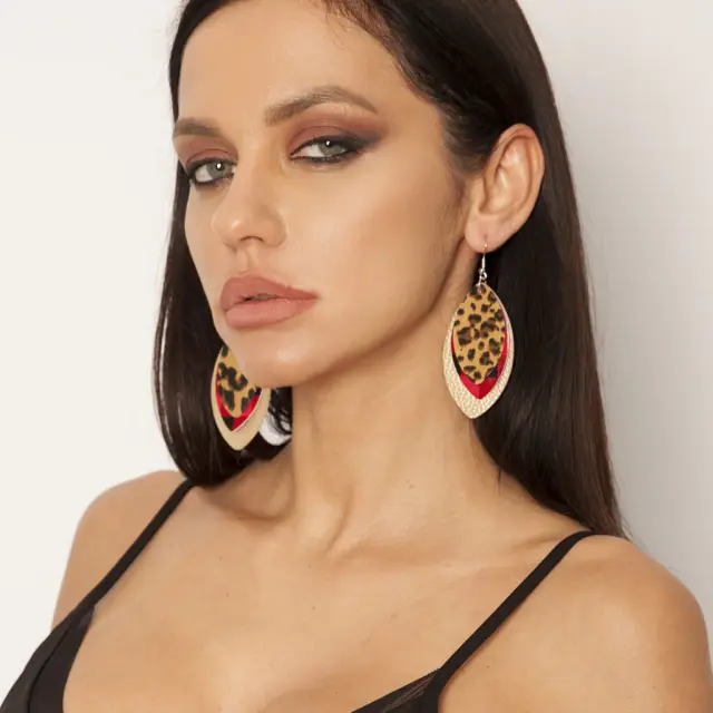 Ghetto Fashion Teardrop Leaf Earrings 2