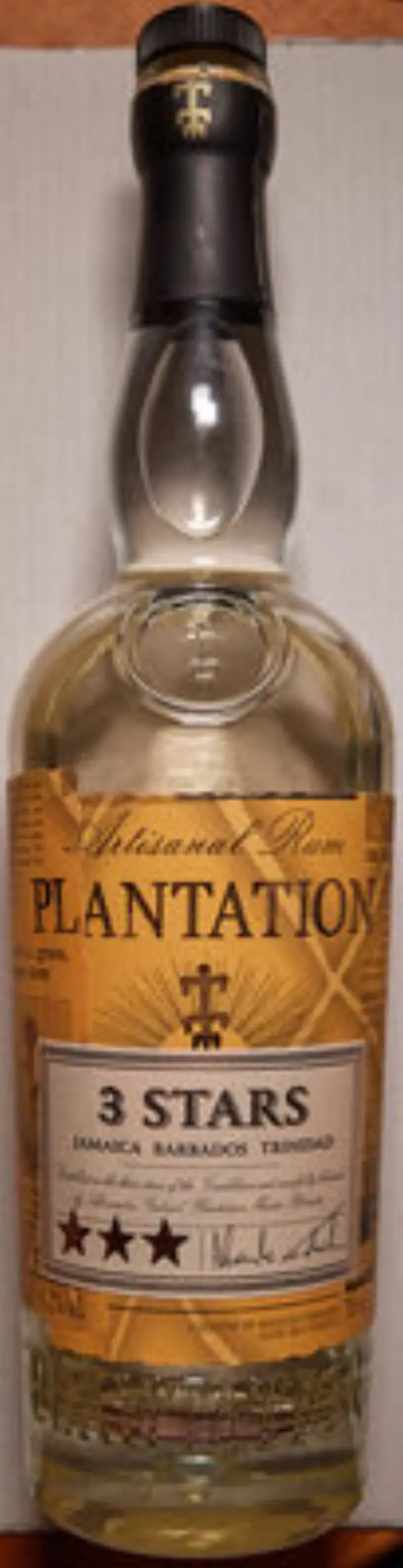 PLANTERAY WHITE RUM 3 STARS 700ml