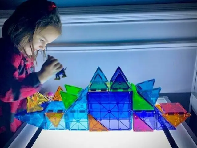 Magna-Tiles Μαγνητικό Παιχνίδι Μαγνητικά Πλακίδια Clear Colors 100 Κομμάτια για 3+ ετών 04300 2