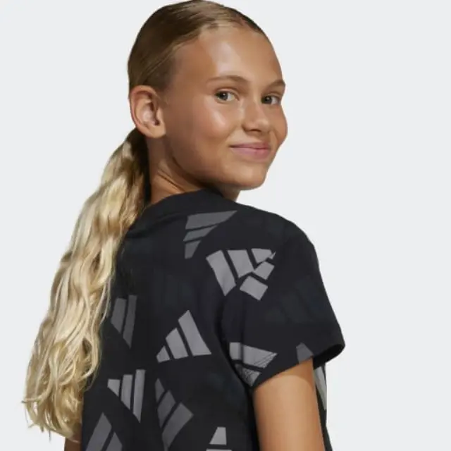 Adidas Seasonal Essentials Logo Celebration Crop Tee JI6200 - 164 3