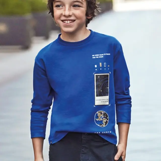 Junior 10 έως 18 ετών Μπλούζα σταμπωτή Better Cotton μπλε - 10Ε