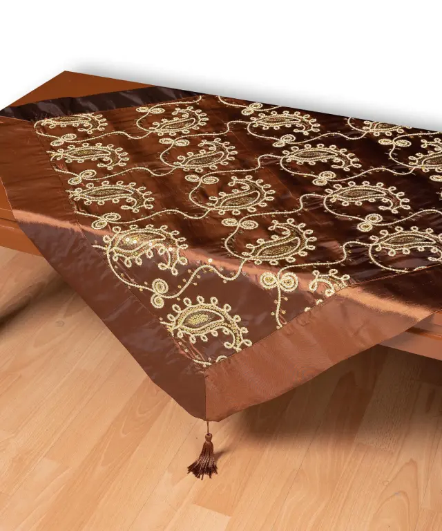 Σατέν τραπεζοκαρέ 1028 (130cm x 130cm) καφέ - -