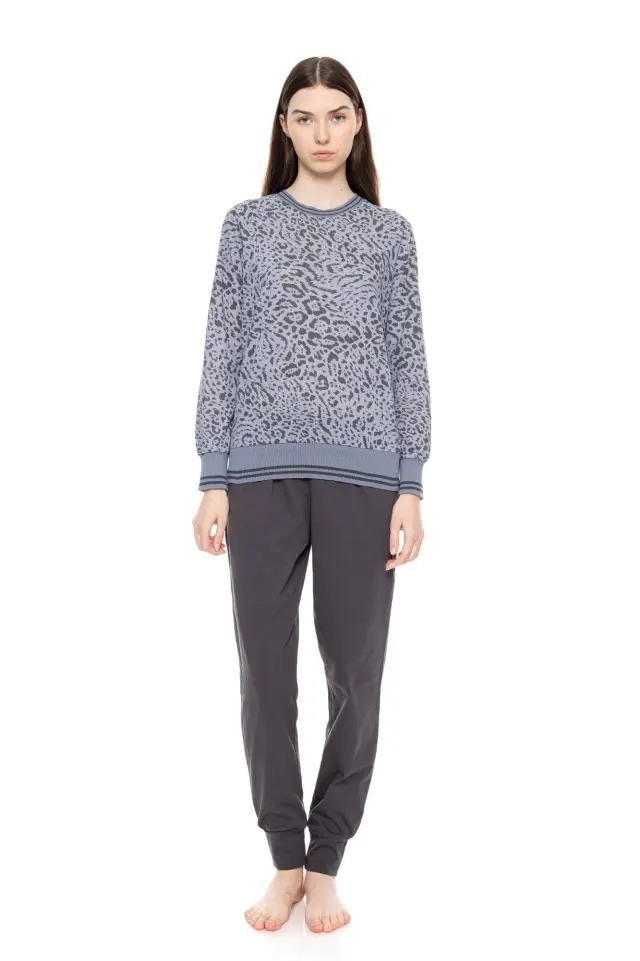 W1523 - Type - PYJAMA GREY LEO