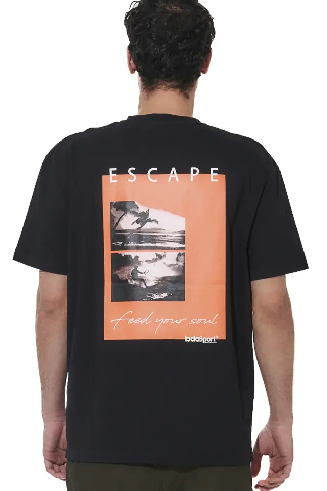 Body Action Men's Short Sleeve Graphic Tee Black 053622-01-01 - S