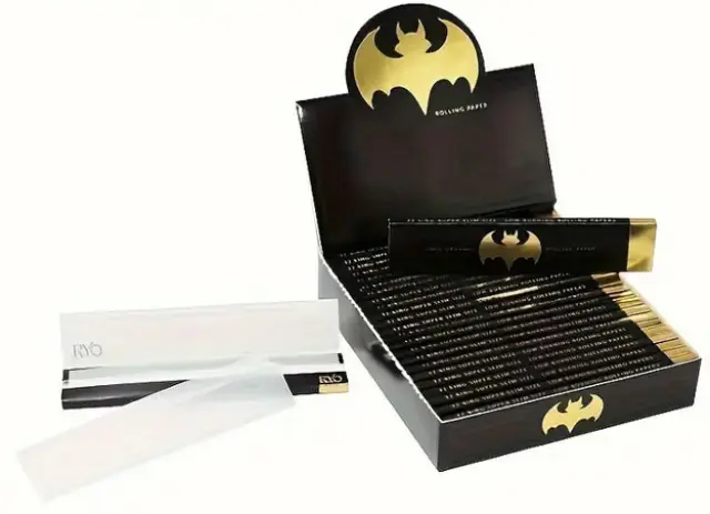 Batman Χαρτάκι Premium Λευκό - King Size Slim 32φ. 3