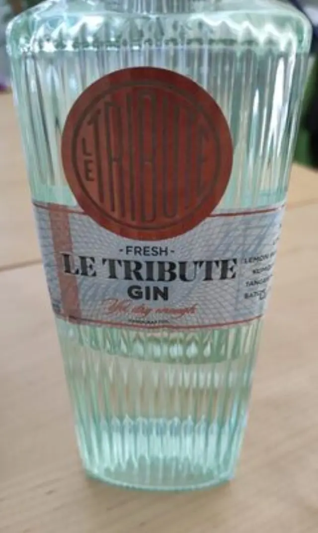 LE TRIBUTE GIN 700ml