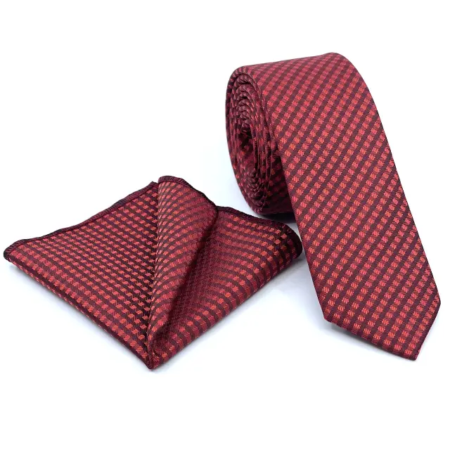 Γραβάτα Microfiber σε Βαθύ Κόκκινο Μοτίβο Σετ με Μαντηλάκι