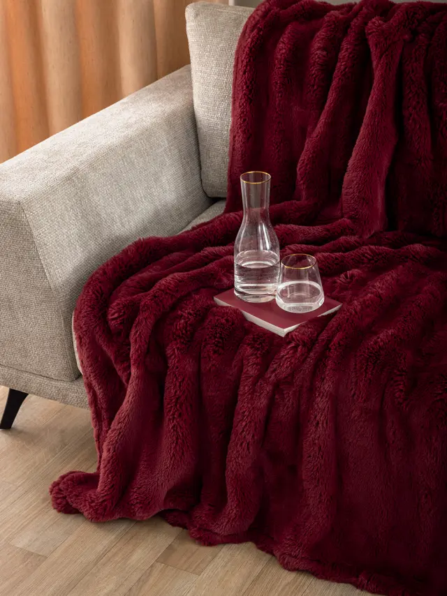 Κουβέρτα Γούνινη 160x220 Ημίδιπλη 650gsm Heather Palamaiki 1 Bordeaux Ecological Rabbit Fur 2