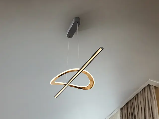 Enora 228091 – Μοντέρνο LED Κρεμαστό Φωτιστικό Μαύρο Χρυσό Smart Dimmable Μαύρο/Χρυσό 2