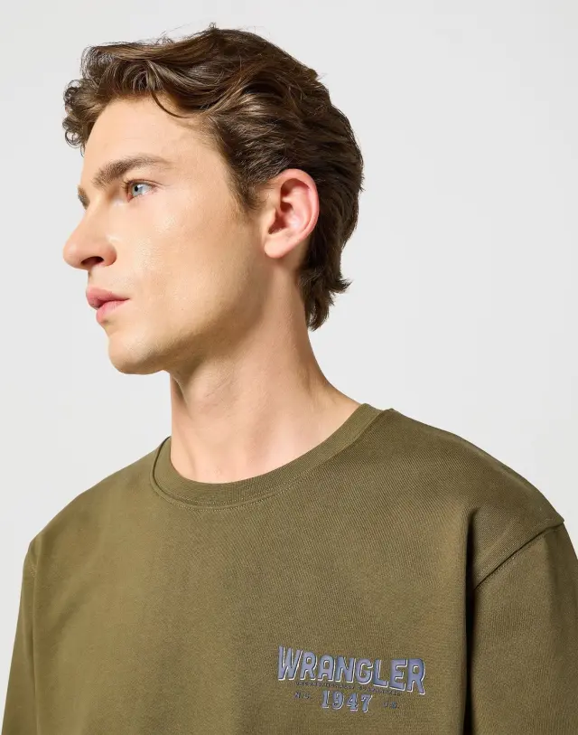 Wrangler Χ Casey Jones Ανδρικό 112357315 Φούτερ Βαμβακερό Regular-Fit – Ivy Green - M 3