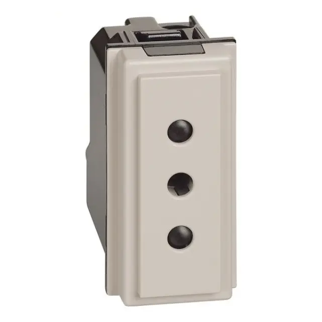 L.NOW - socket 2P+E 10A 250Vac sand