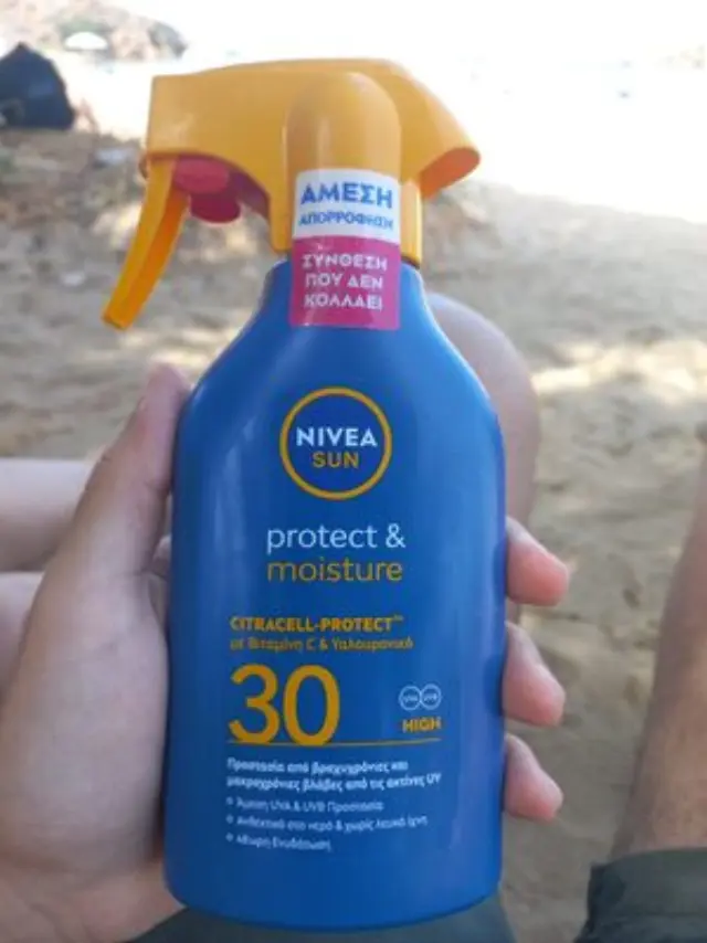 Nivea Sun Protect & Moisture Spray Αντηλιακό Σπρέι SPF30, 250ml
