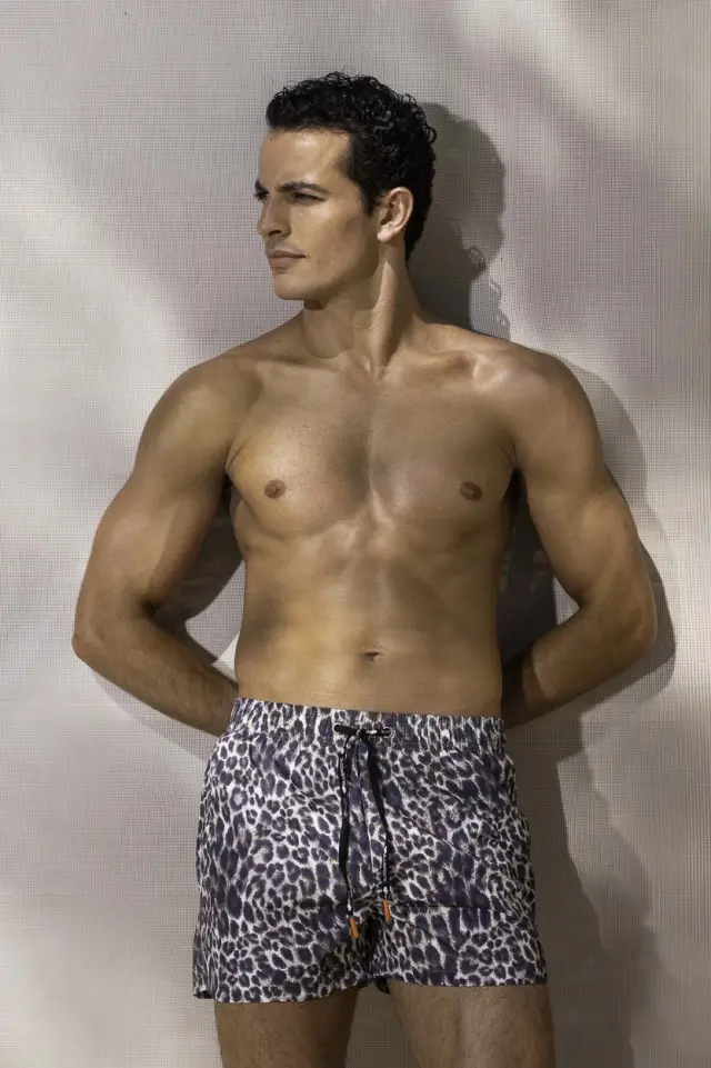Aνδρικό μαγιό σορτς με animal print
