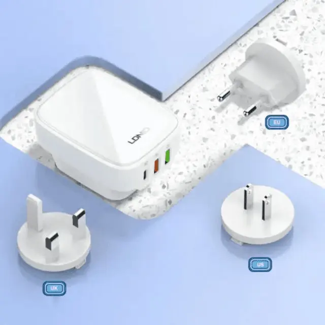 Ldnio Φορτιστής Χωρίς Καλώδιο με 2 Θύρες USB-A και Θύρα USB-C 32W Λευκός (Q334) 2