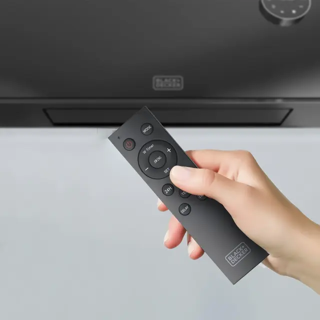 Black & Decker Κεραμικό Αερόθερμο Δωματίου Τοίχου Μαύρο 2500W 2