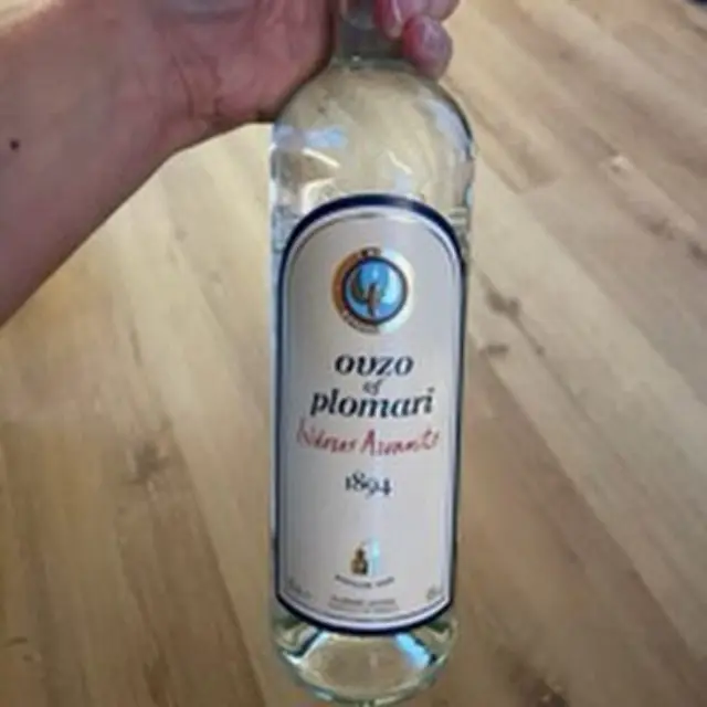 ΟΥΖΟ ΠΛΩΜΑΡΙΟΥ ΙΣΙΔΩΡΟΥ ΑΡΒΑΝΙΤΟΥ 700ML