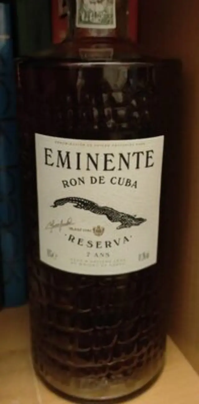 EMINENTE AMBAR CLARO RUM 700ML