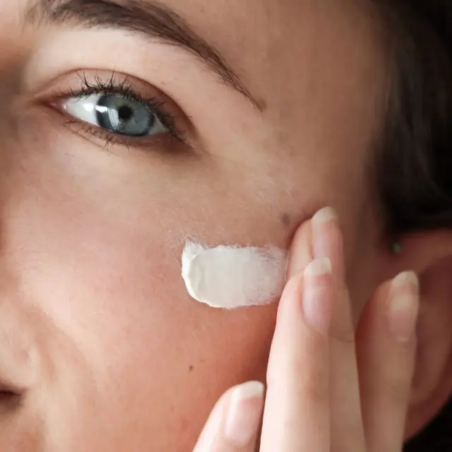 Acorelle Certified Organic Hydra & Moisturizing Face Cream SPF20 - Βιολογική, Ενυδατική Κρέμα Προσώπου, 40ml 2