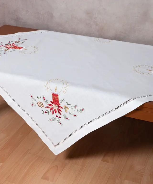 Χριστουγεννιάτικο τραπεζοκαρέ (135cm x 135cm) 5876 - -