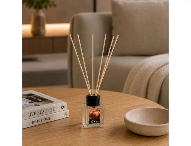 Αρωματικό Xώρου με Sticks Spaas με άρωμα Apple Cinnamon και χωρητικότητα 50ml