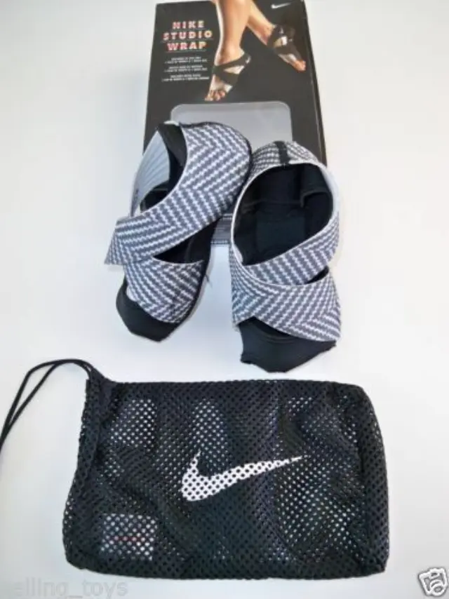 NEW Nike Studio Wrap Women’s Yoga Dance Training Black - 41-42.5 3