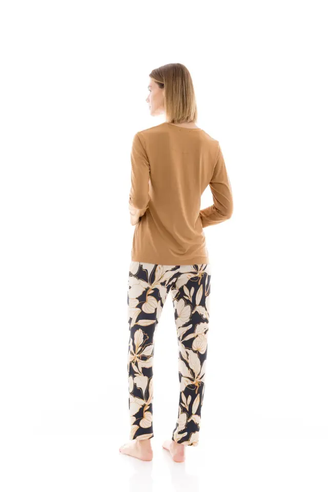 W1334 - Type - PYJAMA GOLD LEAF 2