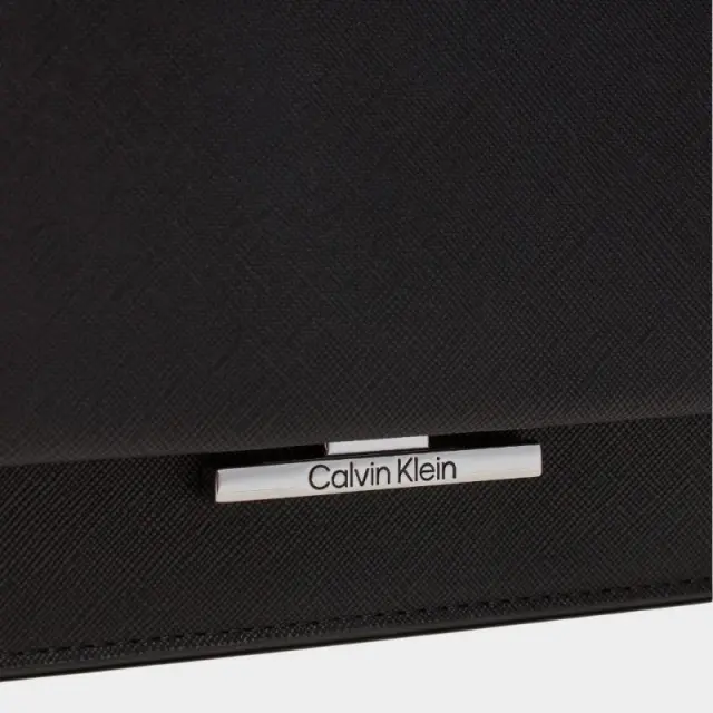 Calvin Klein - Γυναικεία Τσάντα Ώμου Linear Crossbody K60K612559-BEH Μαύρο 3